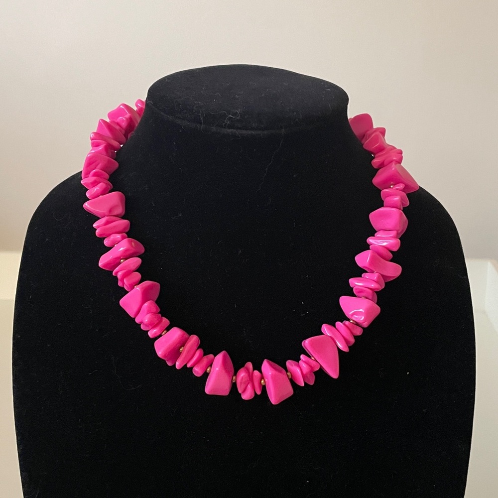 Pink costume faux chip Necklace